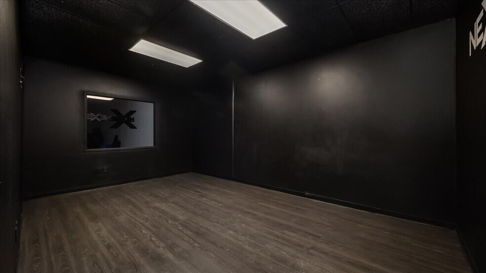 More Photos Of 73814 Dinah Shore Dr, Palm Desert Warehouse For Lease