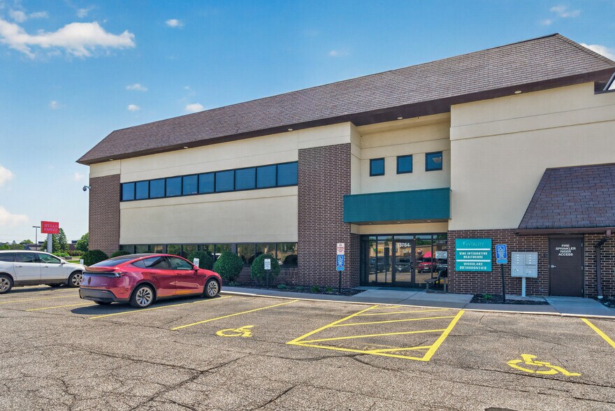 More Photos Of 13784-13800 83rd Way N, Maple Grove Medical For Lease