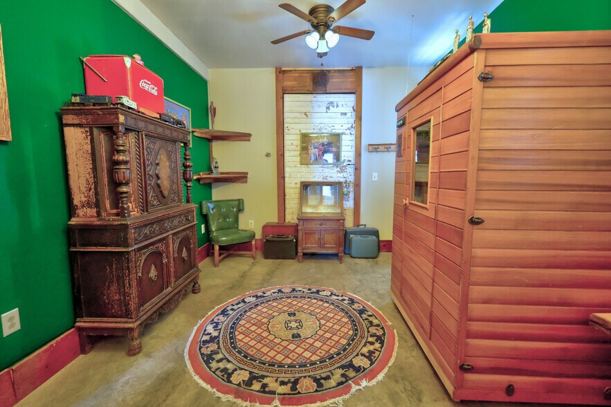 More Photos Of 400 Game Farm Rd, Catskill Hospitality For Sale