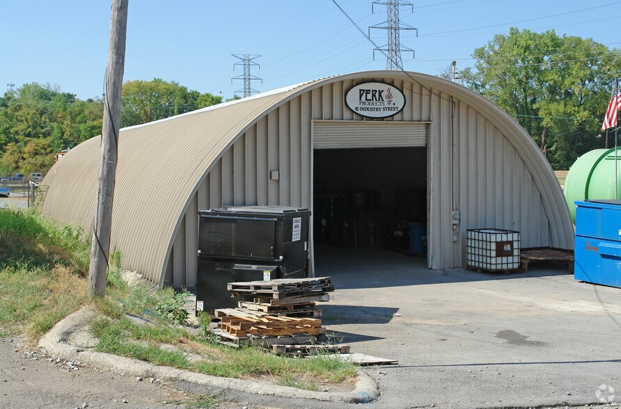 Primary Photo Of 45 Industry St, Nashville Distribution For Lease