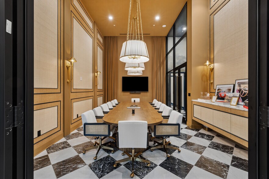 More Photos Of 3095 Soperton Dr, Bluffton Light Distribution For Sale