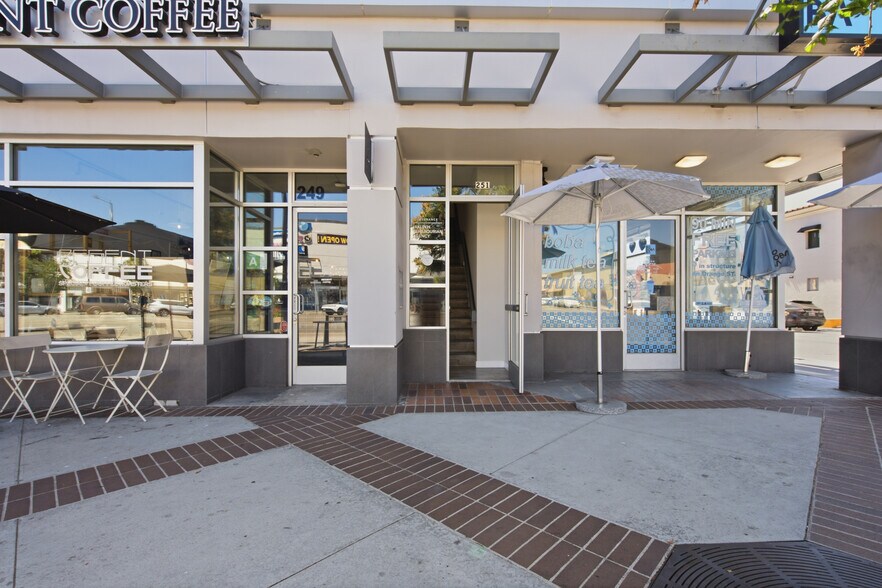More Photos Of 247-251 N Brand Blvd, Glendale Storefront Retail Office For Lease