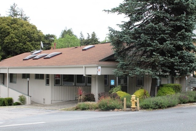 Primary Photo Of 13350 Big Basin Way, Boulder Creek Medical For Lease
