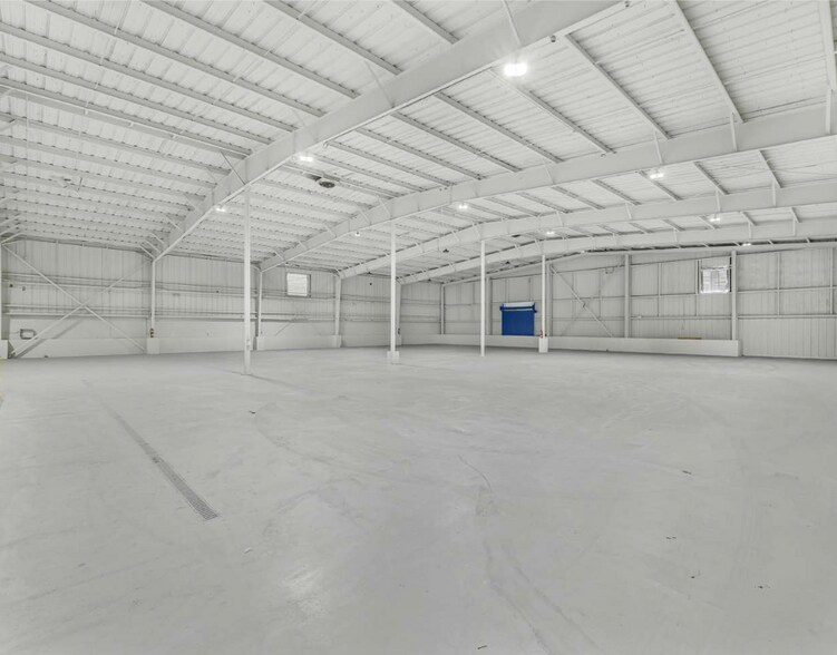 More Photos Of 2855 NW 75th Ave, Miami Warehouse For Sale