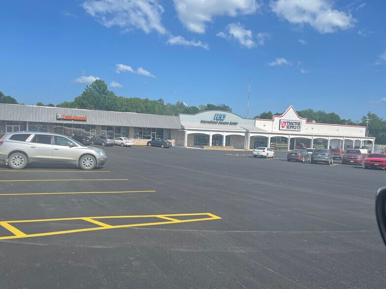 More Photos Of 1714-1720 N Baltimore St, Kirksville Unknown For Lease