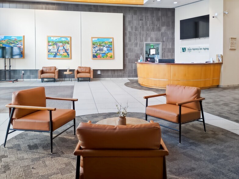 More Photos Of 40 W 2nd St, Dayton Coworking Space