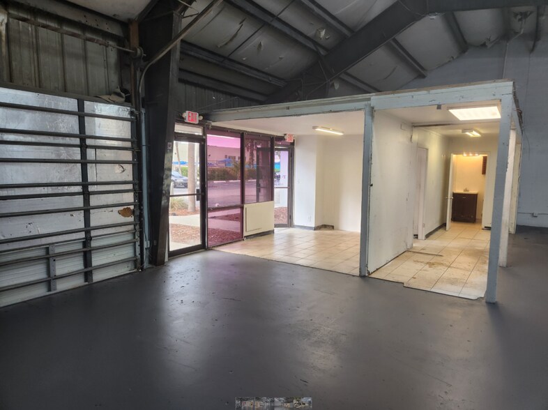 More Photos Of 7150 Devons Rd, Riviera Beach Warehouse For Lease