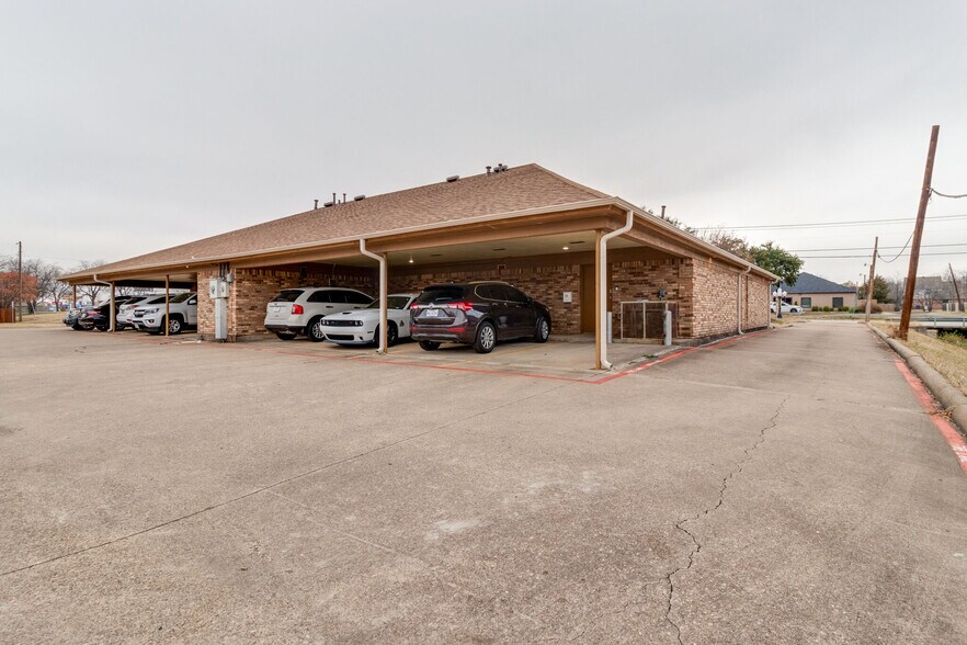 More Photos Of 5710 Watauga Rd, Watauga Office For Lease