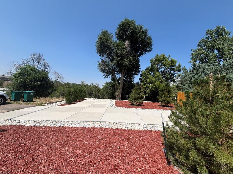More Photos Of 515 Jerry St, Castle Rock Office For Sale