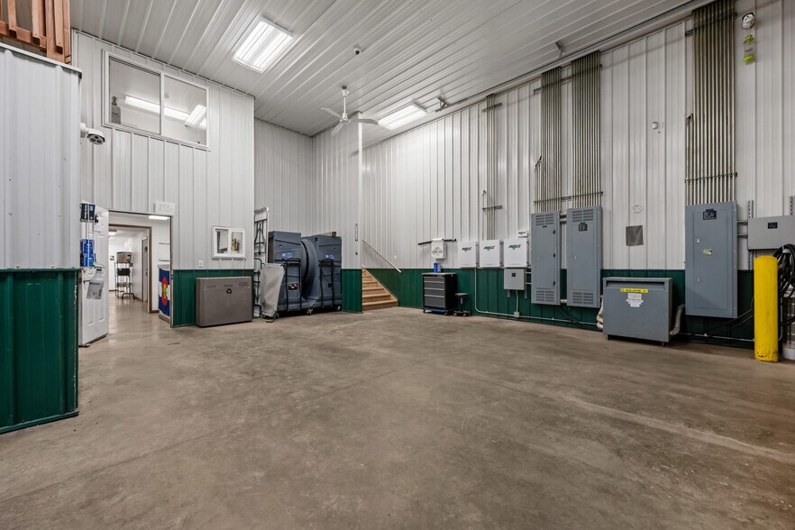 More Photos Of 50100 E State Highway 96, Boone Flex For Sale