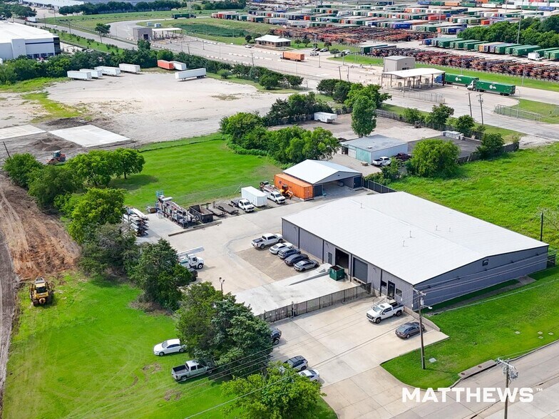 Primary Photo Of 4010 Forney Rd, Mesquite Warehouse For Sale