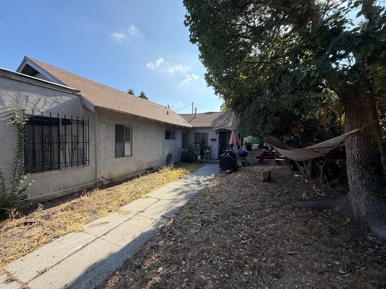 More Photos Of 5612 Monterey Rd, Los Angeles Apartments For Sale