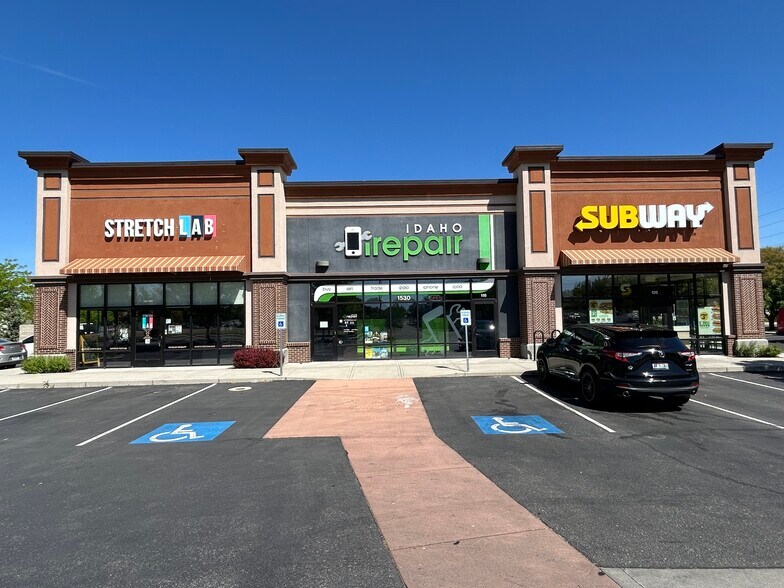 More Photos Of 1530 S Millenium Way, Meridian Storefront Retail Office For Lease