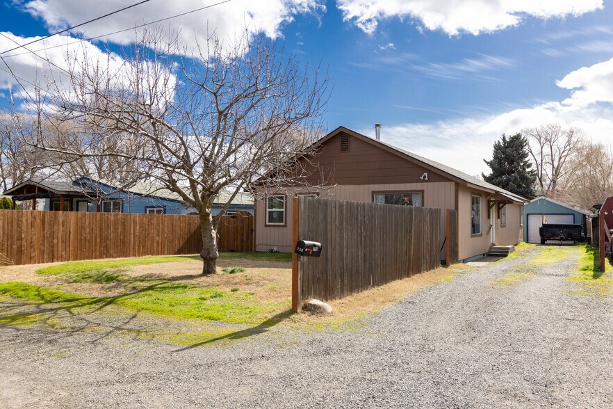 More Photos Of 758 Pleasant Ct, The Dalles Specialty For Sale