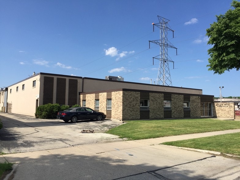 Primary Photo Of 11133 W Rogers St, Milwaukee Manufacturing For Lease
