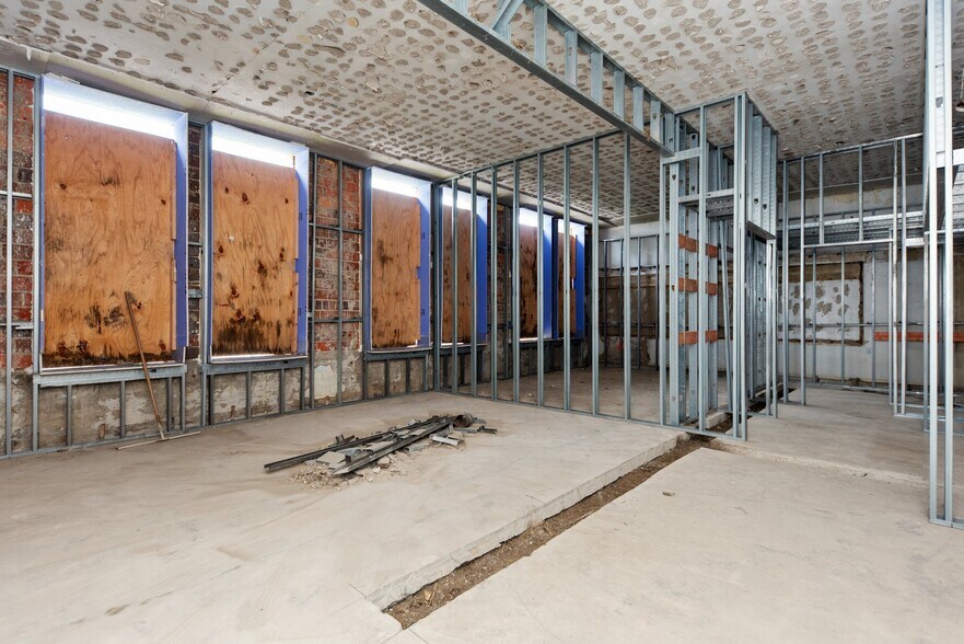 More Photos Of 200 S Green St, Georgetown Loft Creative Space For Sale