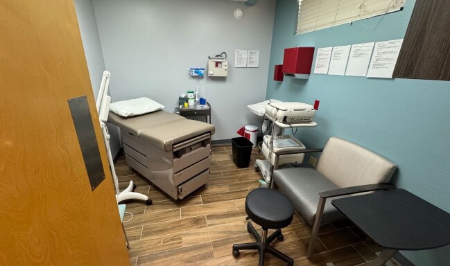 More Photos Of 200 Oak St NE, Albuquerque Medical For Lease