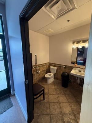 More Photos Of 1655 W Chandler Blvd, Chandler Storefront Retail Office For Lease