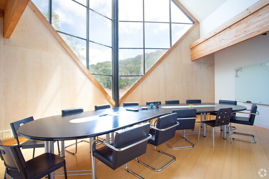 More Photos Of 101 Lucas Valley Rd, San Rafael Loft Creative Space For Lease