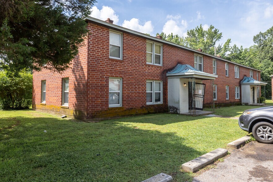 More Photos Of 1393 Lapaloma Cir, Memphis Apartments For Sale