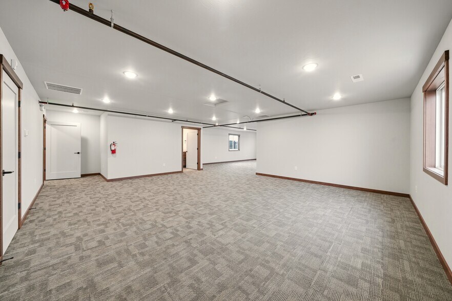 More Photos Of 1408 N Jackrabbit Ln, Belgrade Office For Sale