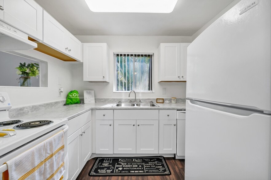 More Photos Of , Gainesville Multifamily For Sale