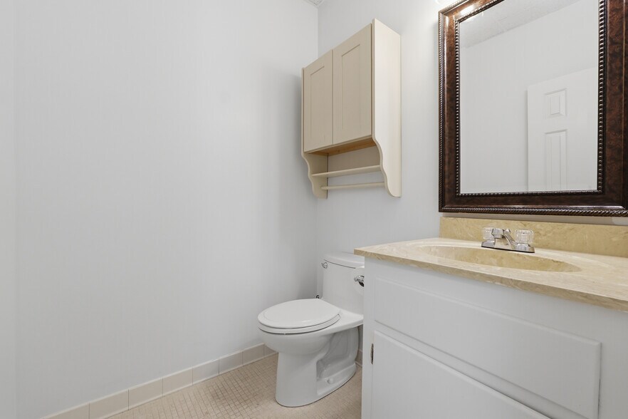 More Photos Of 1843 Peeler Rd, Dunwoody Office For Lease