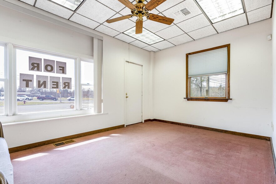 More Photos Of 1 Old Highway 28, White House Station Storefront Retail Office For Lease