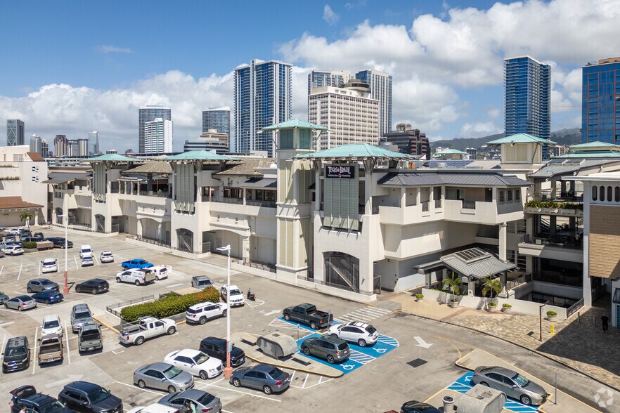 Primary Photo Of 1450 Ala Moana Blvd, Honolulu Restaurant For Lease