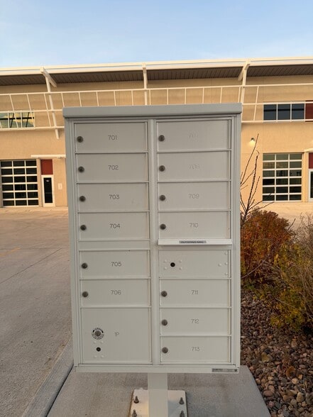 More Photos Of 6670 Holman St, Arvada Light Distribution For Sale