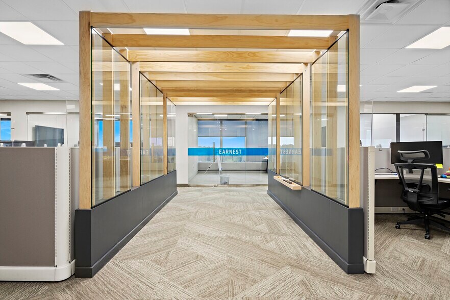 More Photos Of 411 Hackensack Ave, Hackensack Office For Lease