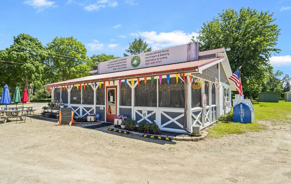 Primary Photo Of E6659 Wolf River Dr, Fremont General Retail For Sale