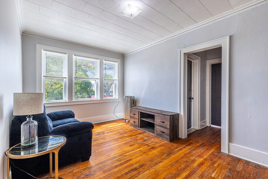 More Photos Of 865 Lake Ave, Rochester Apartments For Sale