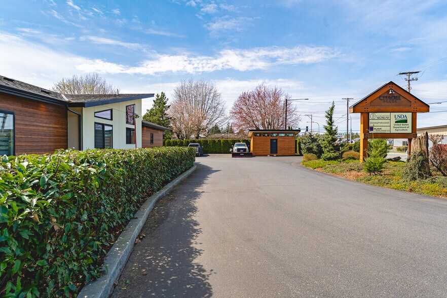 More Photos Of 914 Citadel Dr, Everson Office Residential For Sale