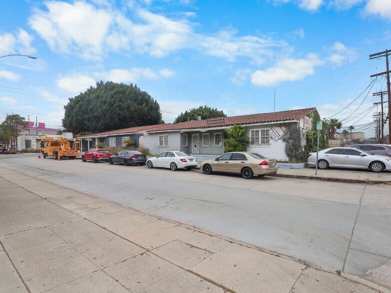 More Photos Of 2655 Short St, Los Angeles Light Manufacturing For Sale