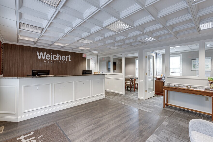 More Photos Of 221 S Main St, Flemington Office For Sale