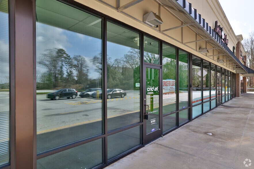 More Photos Of 203 Cedar Springs Rd, Spartanburg Unknown For Lease