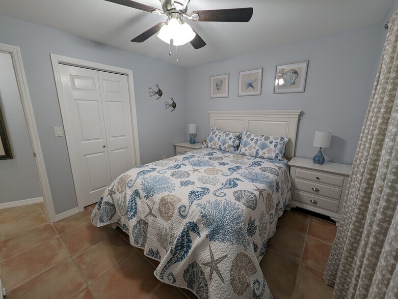 More Photos Of 2960 Oleander St, Saint James City Hotel For Sale