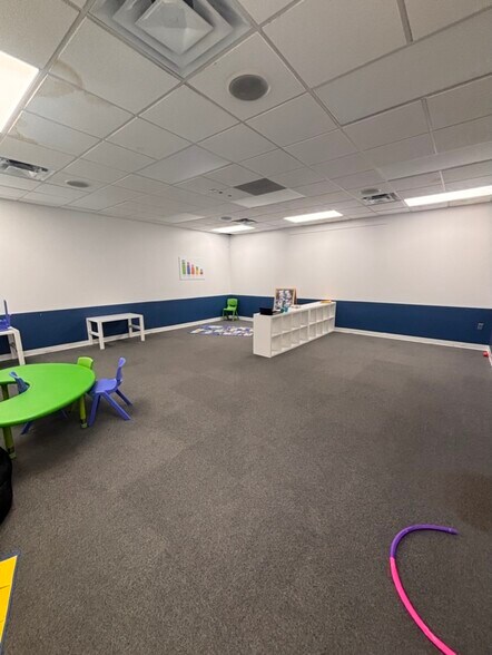 More Photos Of 1079 Space Center Dr, Colorado Springs Storefront Retail Office For Lease