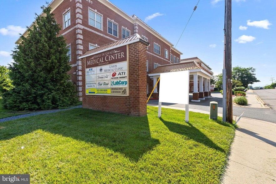 More Photos Of 251 Lewis Ln, Havre De Grace Medical For Sale
