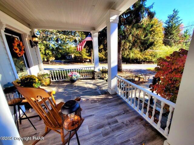 More Photos Of 2735 PA-390, Canadensis Hospitality For Sale