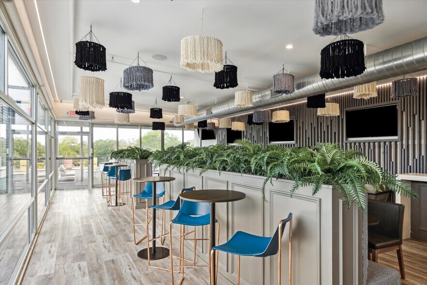 More Photos Of 25814 Budde Rd, Spring Loft Creative Space For Sale