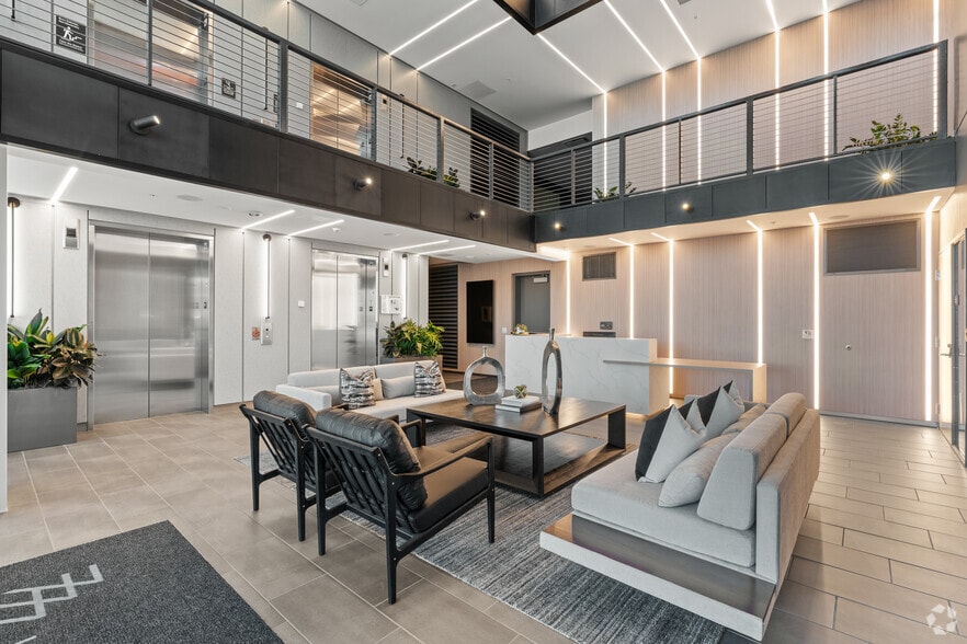 More Photos Of 777 Industrial Rd, San Carlos Research And Development For Lease