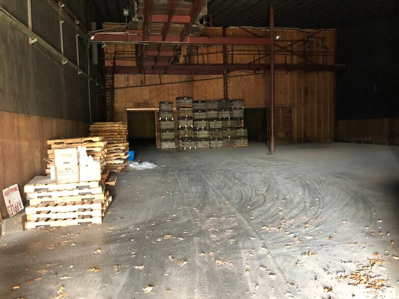 More Photos Of 5119 Russeldale Rd, Purgitsville Industrial For Lease