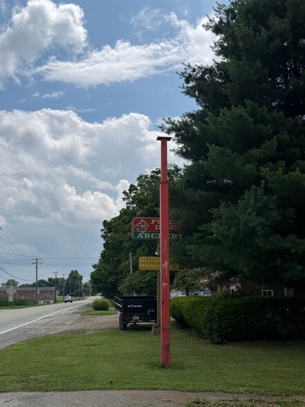 More Photos Of 404 Leech Ave, Saltsburg Freestanding For Lease
