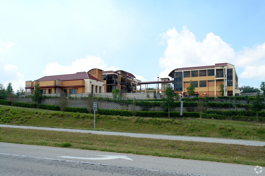 More Photos Of 2400 US Highway 27, Clermont Office For Lease