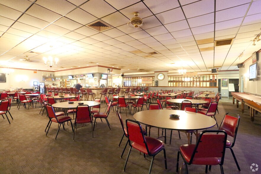 1100 Sheller Ave, Chambersburg, PA 17201 Restaurant For Sale