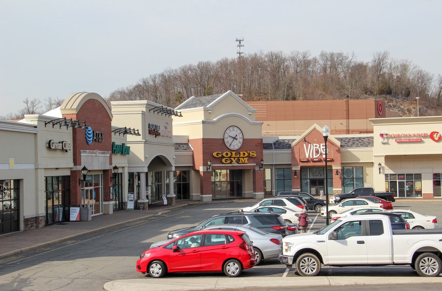 More Photos Of 92 Route 23, Riverdale Health Club For Lease