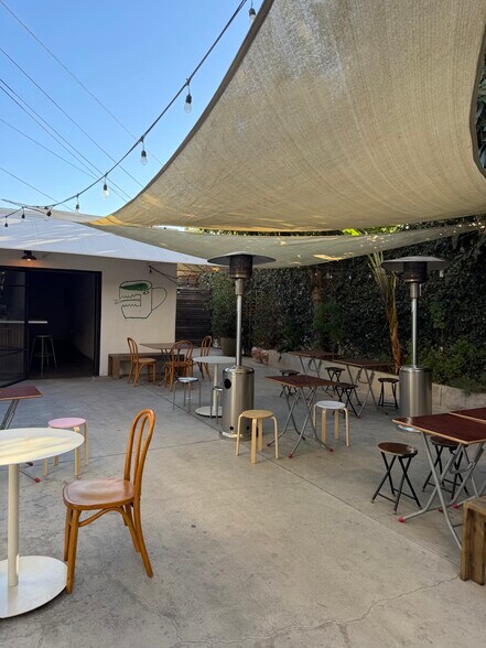 More Photos Of 1822 N Broadway, Los Angeles Storefront Retail Office For Sale