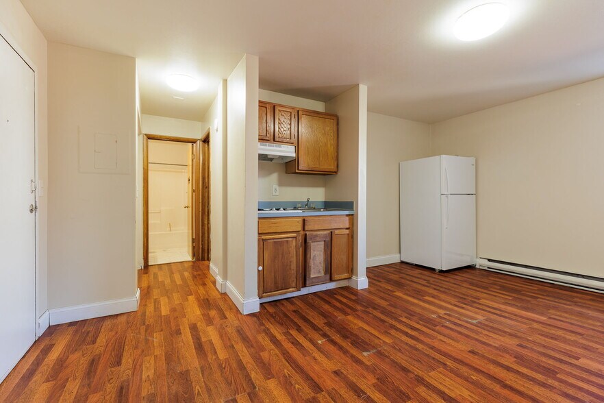 More Photos Of 140 Polk St, Watertown Apartments For Sale